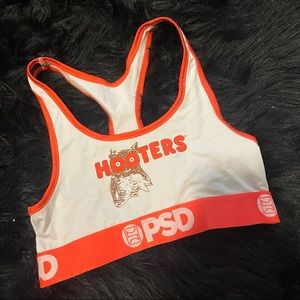 PSD hooters sports bra